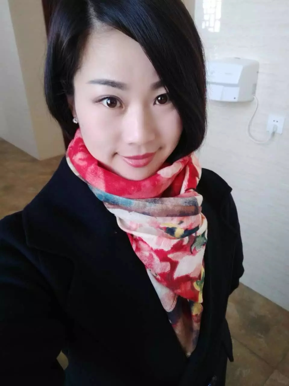 莫娇