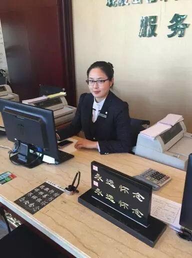 吴龙荣